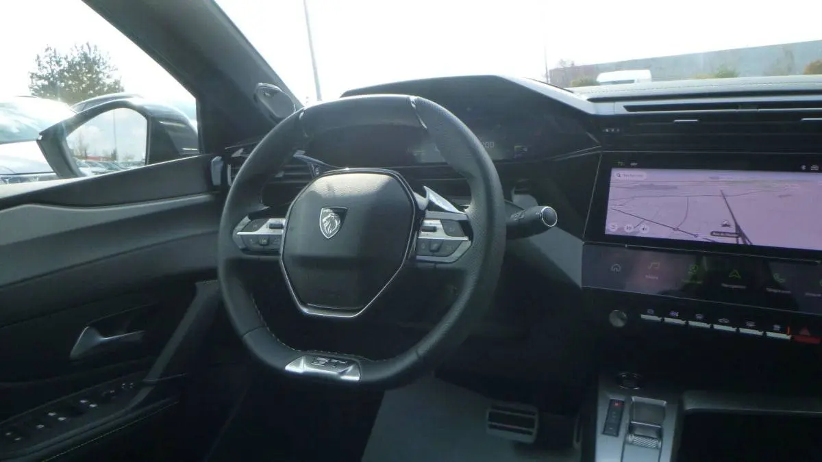 Peugeot 408 – Image 11
