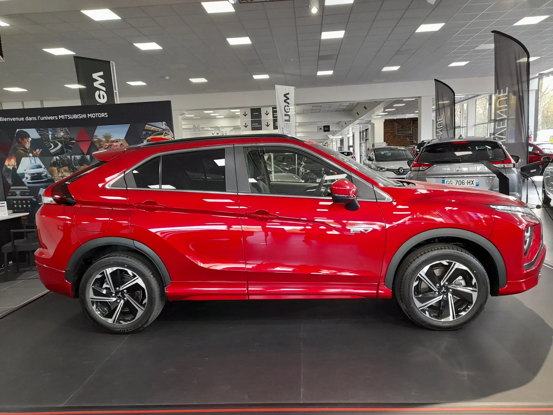 Mitsubishi eclipse cross – Image 16